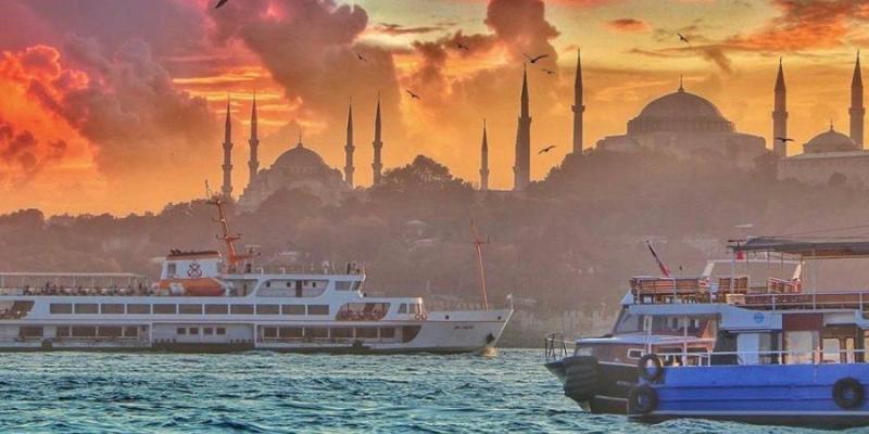 Istanbul sunset© Visit Turkey